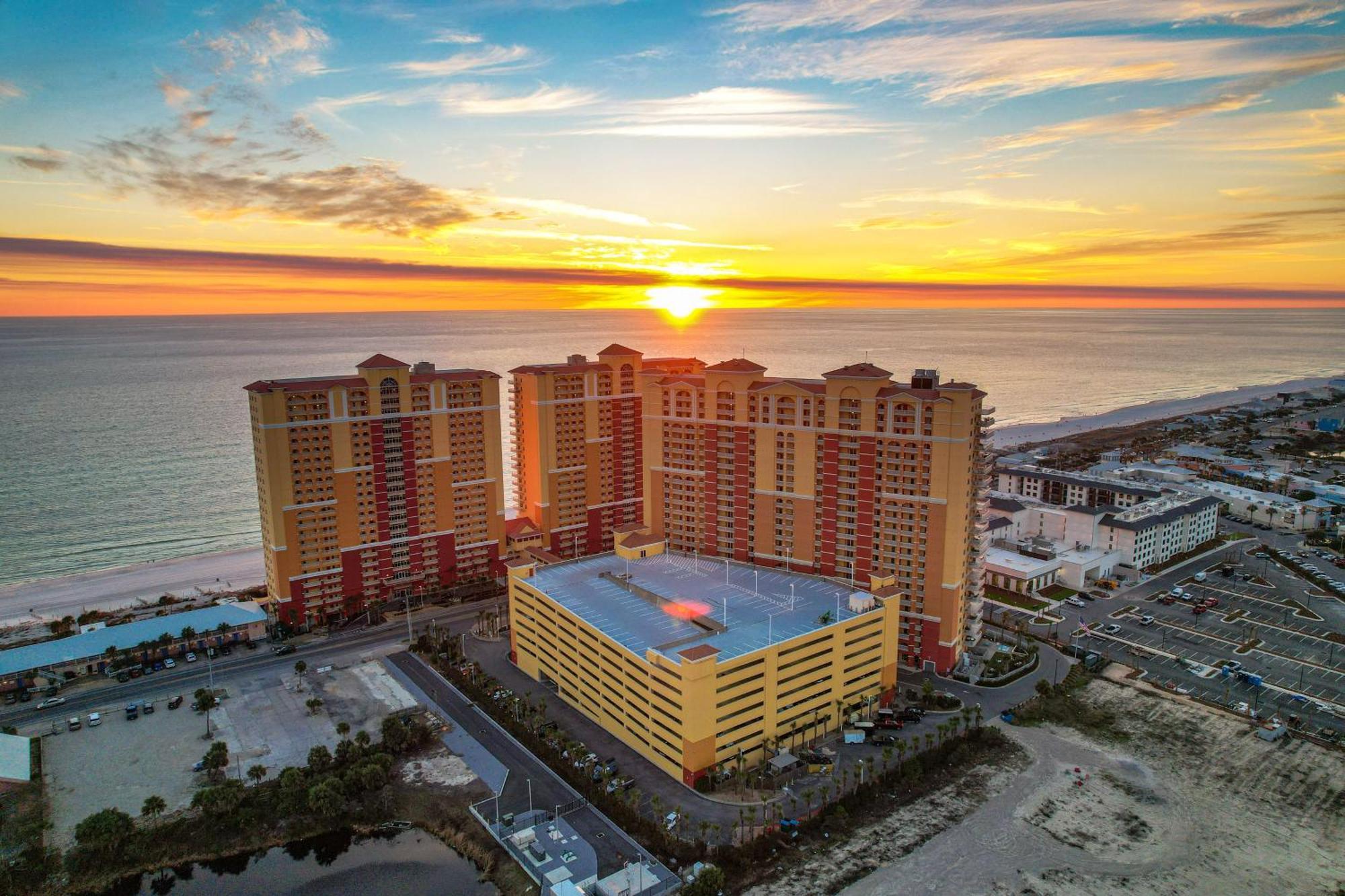 Aparthotel Calypso Tower 3 - Endless Sunsets And Gulf Coast View!